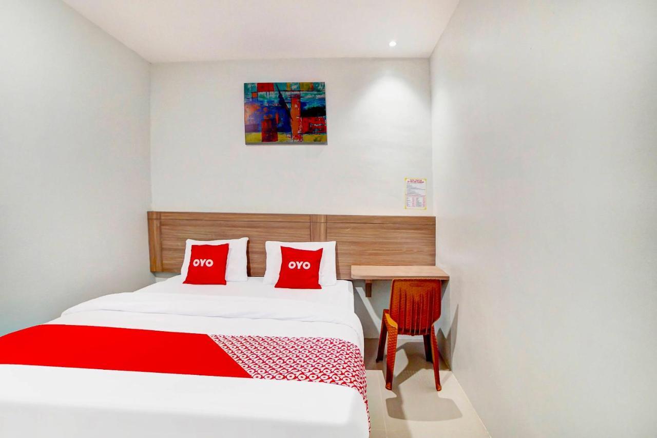 Oyo 91211 Mega Comfort Hotel